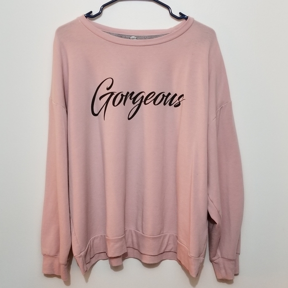 Cupio Tops - NWOT "Gorgeous" Sweatshirt